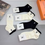 2025年12月10日入荷新品Louis Vuitton靴下ギフト/誕生日/記念品/アクセサリーkaka工場