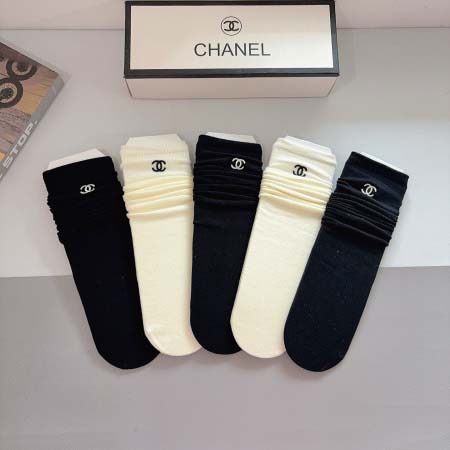 2025年12月10日入荷新品Chanel靴下ギフト/誕生日...