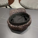 2025年12月10日入荷新品Prada帽子ギフト/誕生日/記念品/アクセサリーkaka工場