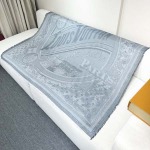 2025年12月10日入荷新品Louis Vuittonマフラーギフト/誕生日/記念品/アクセサリーkaka工場