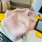 2025年12月10日入荷新品Fendiマフラーギフト/誕生日/記念品/アクセサリーkaka工場