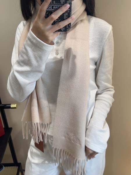 2025年12月10日入荷新品Loro Pianaマフラーギ...