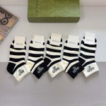 2025年12月10日入荷新品Gucci 靴下ギフト/誕生日/記念品/アクセサリーkaka工場