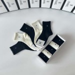 2025年12月10日入荷新品Chanel靴下ギフト/誕生日/記念品/アクセサリーkaka工場