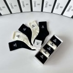 2025年12月10日入荷新品Chanel靴下ギフト/誕生日/記念品/アクセサリーkaka工場