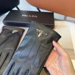 2025年12月10日入荷新品Prada手袋ギフト/誕生日/記念品/アクセサリーkaka工場