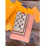 2025年12月11日入荷新品Louis Vuittonマフラーギフト/誕生日/記念品/アクセサリーkaka工場