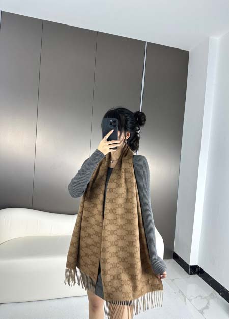 2025年12月11日入荷新品CELINEマフラーギフト/誕...