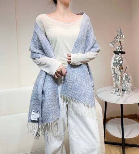 2025年12月11日入荷新品Loeweマフラーギフト/誕生...