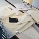 2025年12月11日入荷新品Loeweマフラーギフト/誕生日/記念品/アクセサリーkaka工場