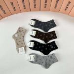 2025年12月11日入荷新品MiuMiu靴下ギフト/誕生日/記念品/アクセサリーkaka工場