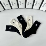 2025年12月11日入荷新品Chanel靴下ギフト/誕生日/記念品/アクセサリーkaka工場