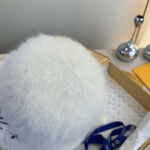 2025年12月11日入荷新品Louis Vuitton帽子ギフト/誕生日/記念品/アクセサリーkaka工場