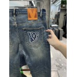 2025年12月12日入荷新作VALENTINOジーパン秋冬高品質/人気/限定版/Knt工場