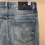 2025年12月12日入荷新作Versaceジーパン秋冬高品質/人気/限定版/Knt工場