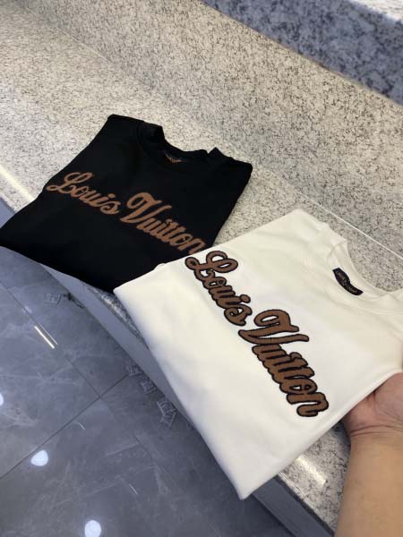 2025年12月12日入荷新作Louis Vuitton長袖...