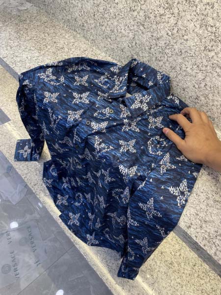 2025年12月12日入荷新作Louis Vuittonシャ...