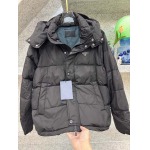 2025年12月14日入荷新作Pradaダウンジャケット秋冬高品質/人気/限定版/Knt工場