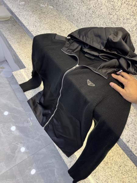 2025年12月14日入荷新作Pradaジャケット秋冬高品質...