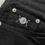 2025年12月14日入荷新作Versaceジーパン秋冬高品質/人気/限定版/Knt工場