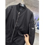2025年12月14日入荷新作Pradaジャケット秋冬高品質/人気/限定版/Knt工場