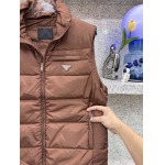 2025年12月14日入荷新作Pradaダウンジャケット秋冬高品質/人気/限定版/Knt工場