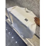 2025年12月15日入荷新作miumiuパーカー秋冬高品質/人気/限定版/Knt工場