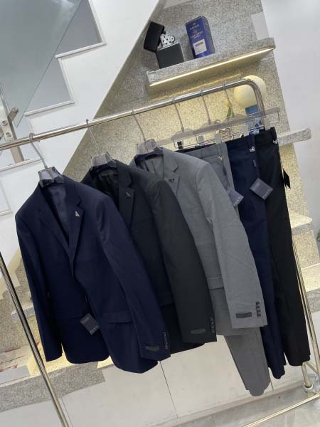 2025年12月15日入荷新作Prada背広秋冬高品質/人気...