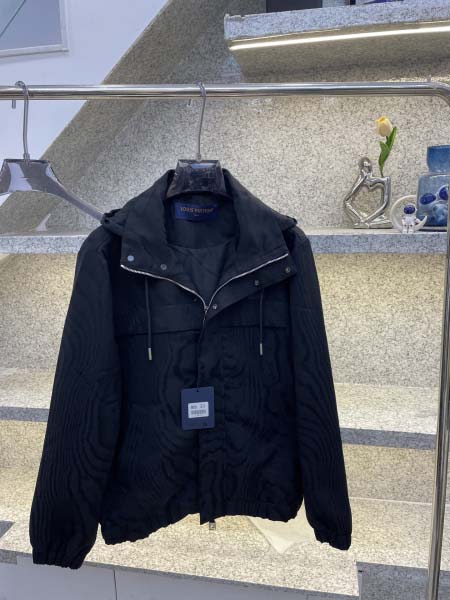 2025年12月15日入荷新作Louis Vuittonジャ...