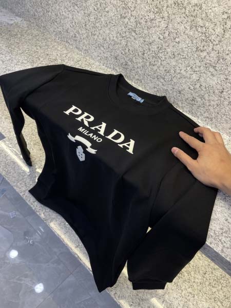 2025年12月15日入荷新作Pradaスウェット秋冬高品質...