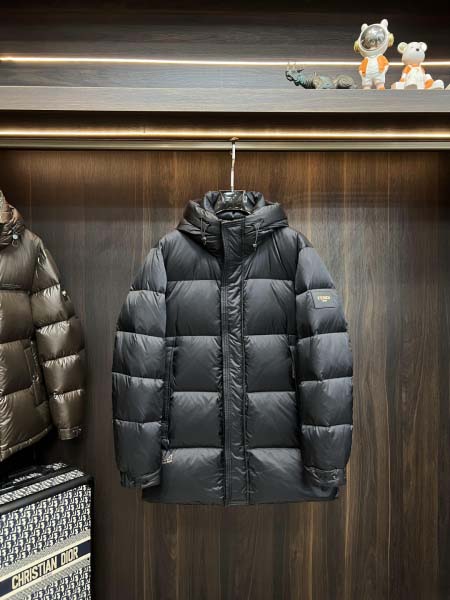 2025年12月16日入荷新作Fendiダウンジャケット秋冬...