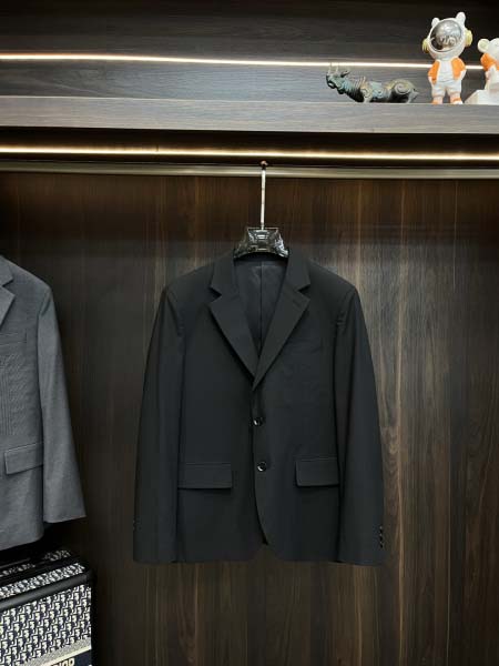 2025年12月16日入荷新作Louis Vuittonジャ...