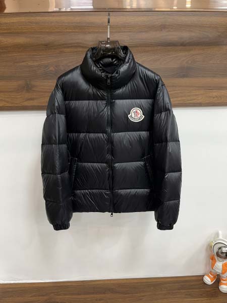 2025年12月16日入荷新作Monclerダウンジャケット...