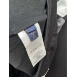 2025年11月17日秋冬新作Louis Vuittonスウェット高品質人気商品/XQY工場