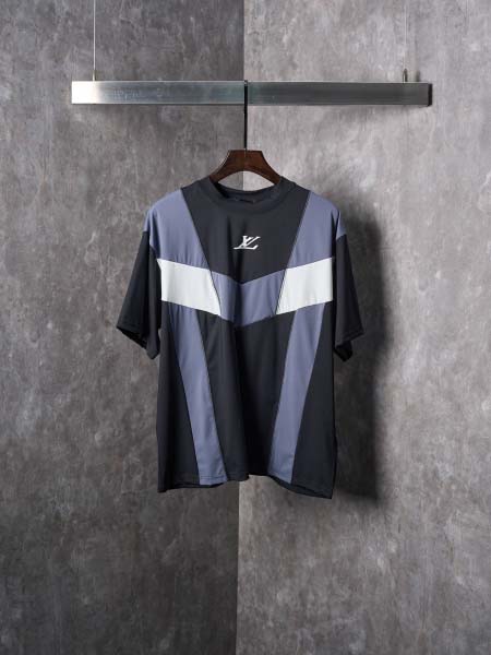 2025年11月17日秋冬新作Louis Vuitton半袖...