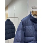2025年11月17日秋冬新作MiuMiuダウンジャケット高品質人気商品/XQY工場