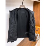 2025年11月17日秋冬新作Pradaジャケット高品質人気商品/XQY工場