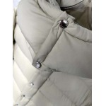 2025年11月17日秋冬新作Pradaダウンジャケット高品質人気商品/XQY工場