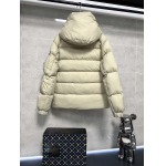 2025年11月17日秋冬新作Pradaダウンジャケット高品質人気商品/XQY工場