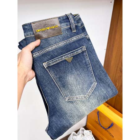 2025年11月18日秋冬新作ARMANIジーパン高品質人気...