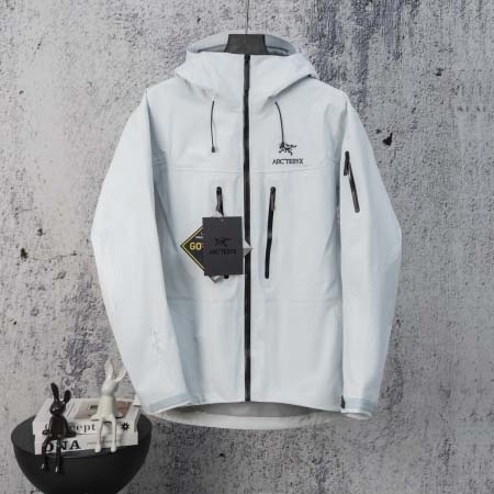 2025年11月19日秋冬新作ARCTERYXジャケット人気...