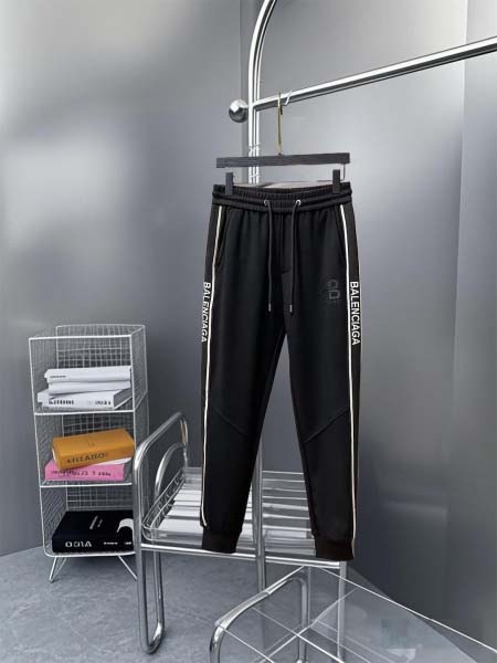 2025年12月22日秋冬新作Balenciagaスラックス...