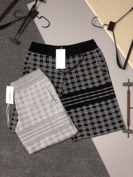 2025年12月22日秋冬新作Thom Browne半ズボン...