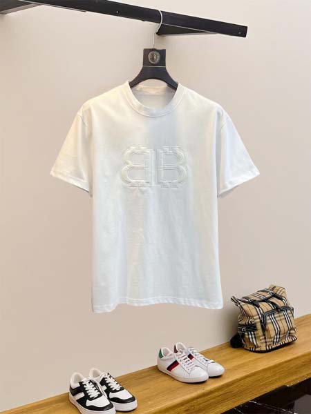 2025年12月24日入荷秋冬新作BALENCIAGA半袖 ...