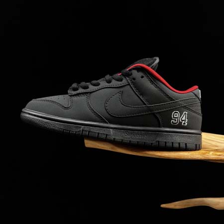 2025年12月25日入荷新品Nike x Supreme ...