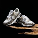 2025年12月25日入荷新品CHANEL人気 スニーカー男女兼用/誕生日プレゼント/XH工場