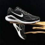 2025年12月25日入荷新品Nike Structure 26人気 スニーカー男女兼用/誕生日プレゼント/XH工場