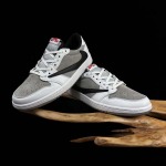 2025年12月25日入荷新品Travis Scott x Air Jordan AJ1 Low OG SP TS人気 スニーカー男女兼用/誕生日プレゼント/XH工場