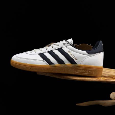 2025年12月25日入荷新品Adidas人気 スニーカー男...