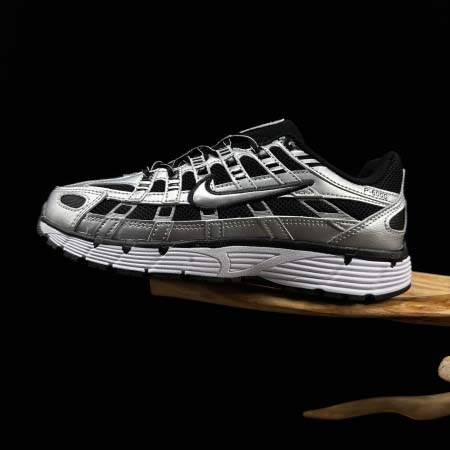2025年12月25日入荷新品Nike P-6000人気 ス...